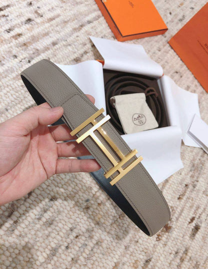 💜*Hermes for men*💜
💜*Available again*💜
300 dhs🪙🌨️

Zain160
♥️♥️♥️