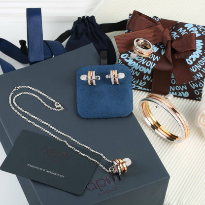 Apm SET ❤️‍🔥*
Necklace 🍁
Earring🔥
Bangle 🌸
Ring 💍 size available 👇
6,7,8,9
With normal boxes 📦 
230 dhs🪙🌨️
With master box 🗃️ 
260 dhs🪙🌨️

Zain216
♥️♥️♥️