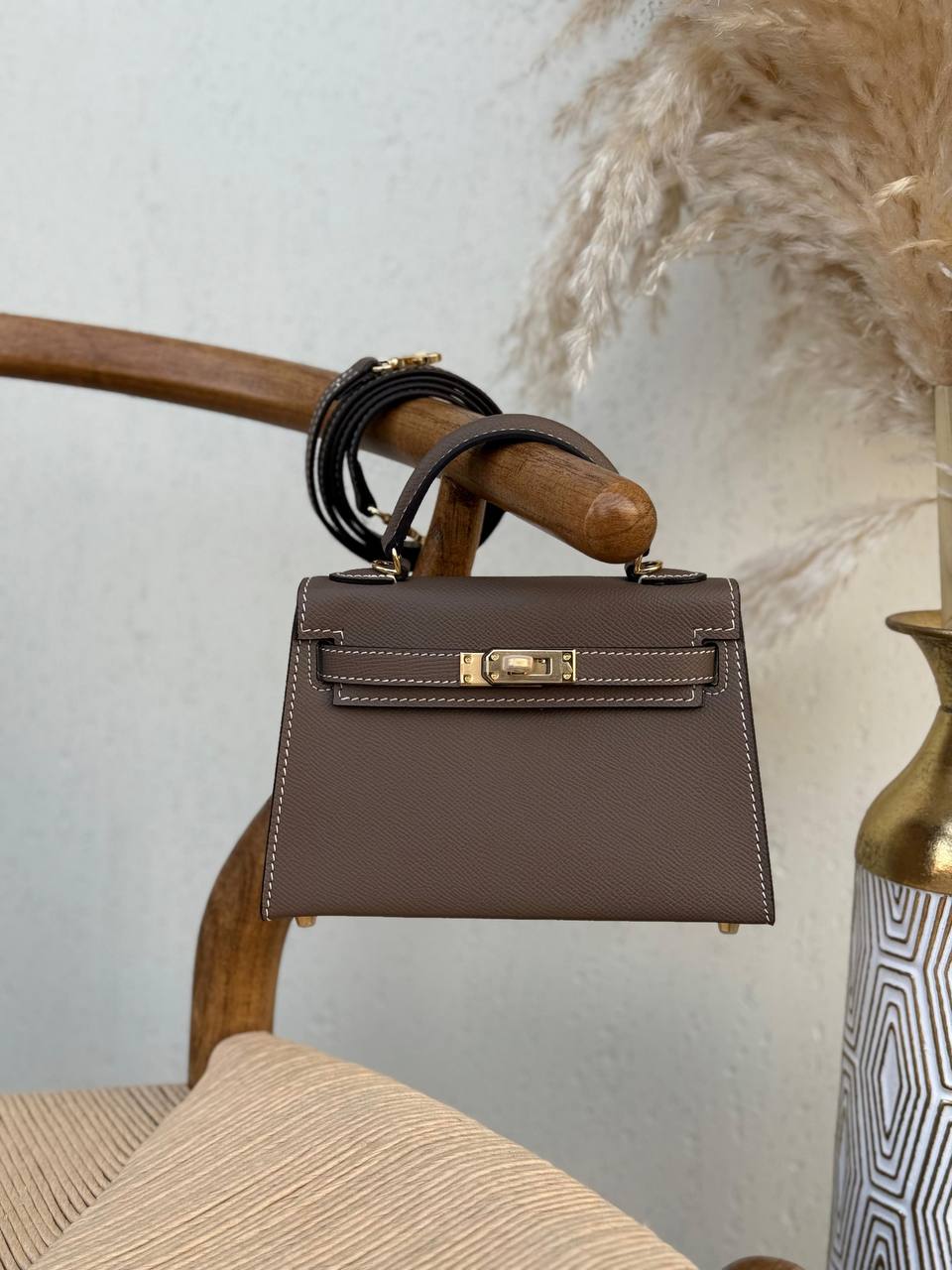 HERMES
19cm
340 dhs💓
Top quality 
With box🎁

Zain167
♥️♥️♥️