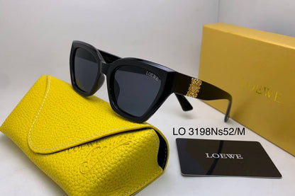 Loewe
70 dhs💓

Zain126
♥️♥️♥️