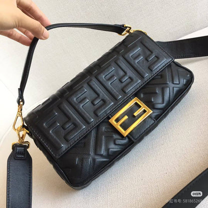 Fendi Master++++
250 dhs🪙🌨️

Zain10
♥️♥️♥️
