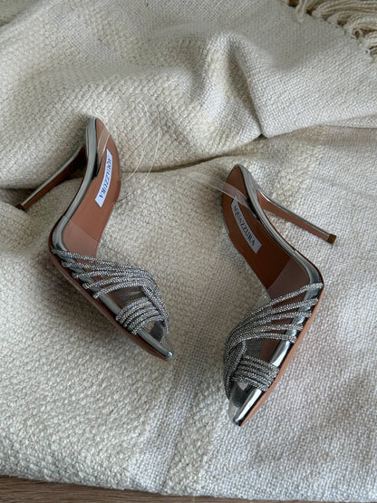 AQUAZZURA 

36 to 41
430 dhs🇦🇪🇦🇪


Zain288
♥️♥️♥️