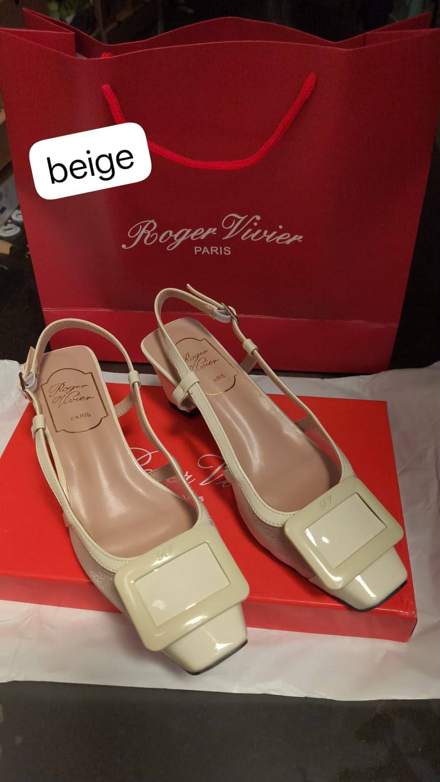 Roger Vivier

Size 36 to 41

120 dhs🇦🇪🇦🇪

Zain146
♥️♥️♥️
