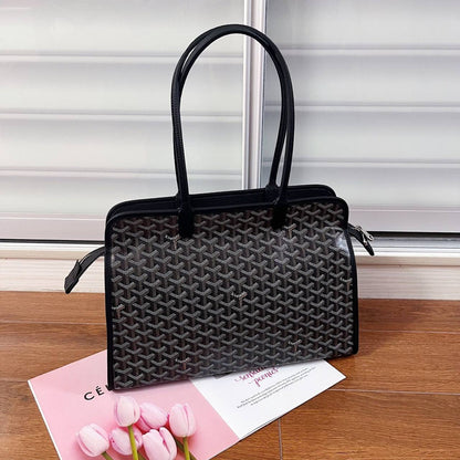 Goyard

size：47×17×31
120 dhs💓

Zain114
♥️♥️♥️