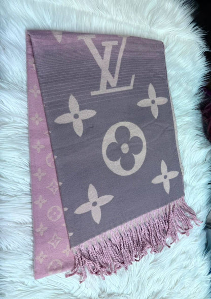 New 
Winter scarf 

45 dhs🪙🌨️
Zain93
♥️♥️♥️