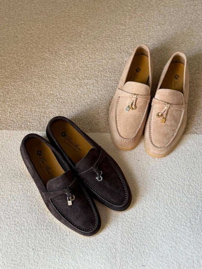 Loro Piana
Size 36 to 41
450 dhs✅

Zain288
♥️♥️♥️