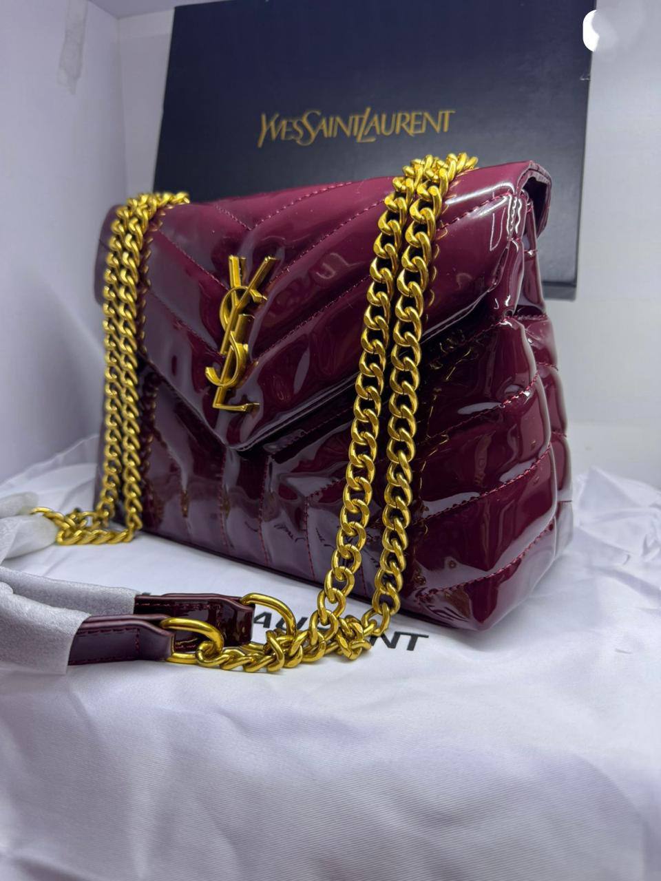 🌟 YSL LouLou
1⃣️ First quality +🎁
Size: 25 * 16.5 * 9 cm
85 dhs❣️
with box🎁

Zain115
♥️♥️♥️
