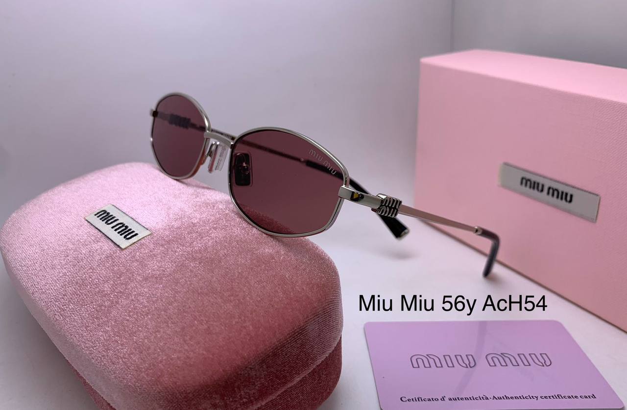 Miu Miu
Master
180 dhs✅

Zain126
♥️♥️♥️