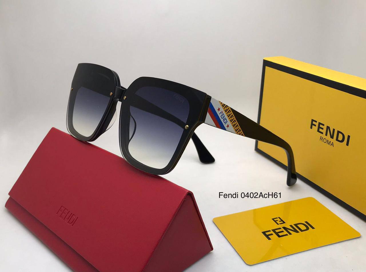 Fendi
master quality 
180 dhs💓

Zain126
