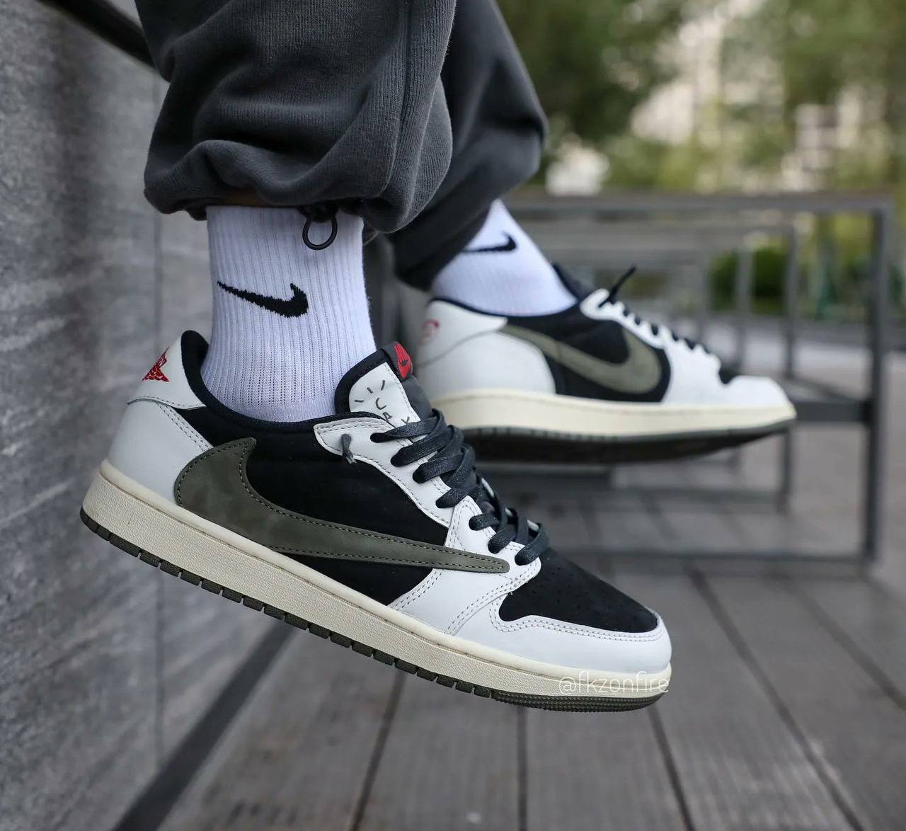 Jordan x Travis Scott Air Jordan 1 Low OG "Olive" 
36-45 AVAILABLE 🤩
210 dhs🪙💕

Zain242
♥️♥️♥️