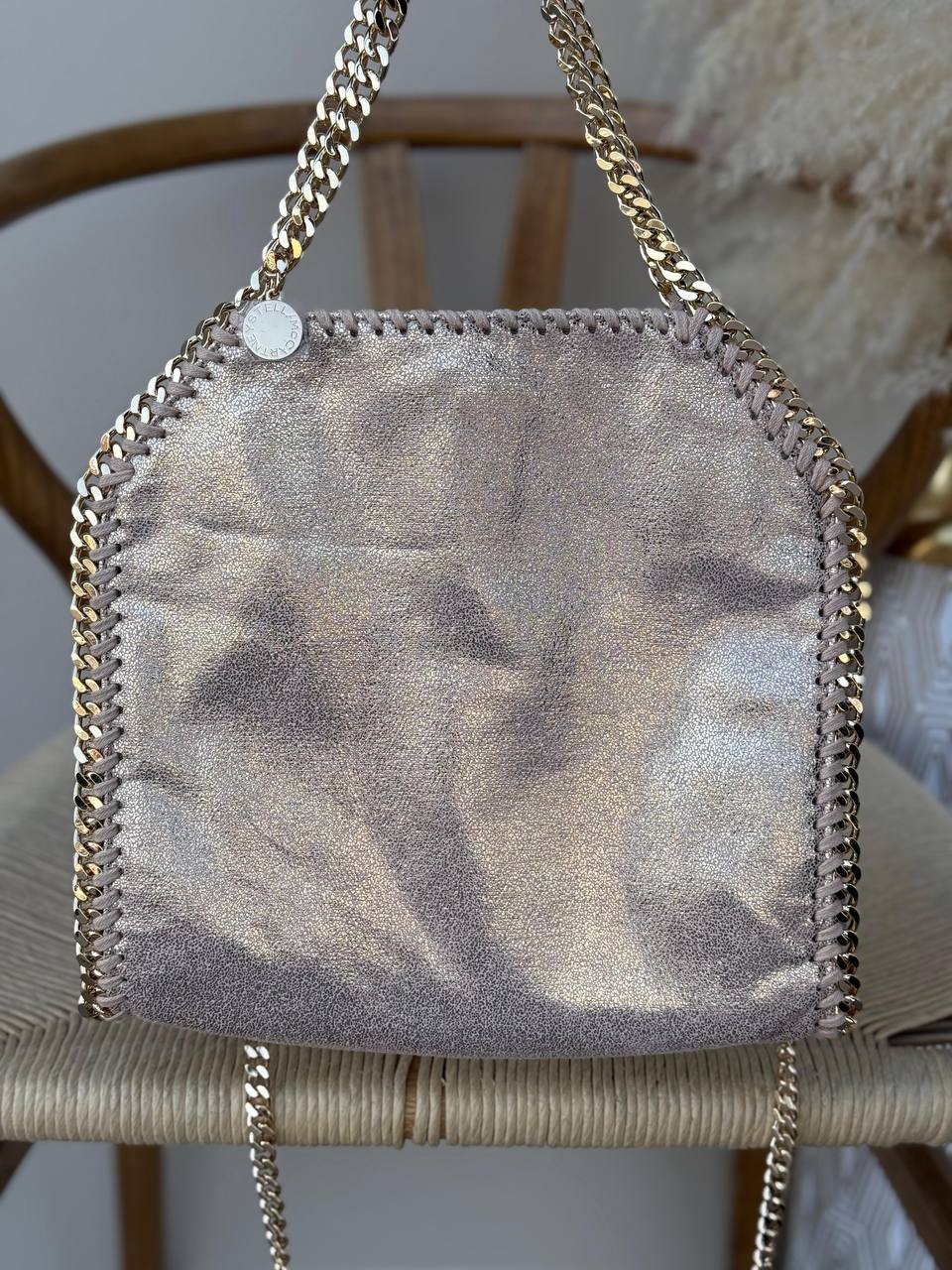 STELLA McCARTENY
25cm
350 dhs✅
Top quality

Zain167
♥️♥️♥️