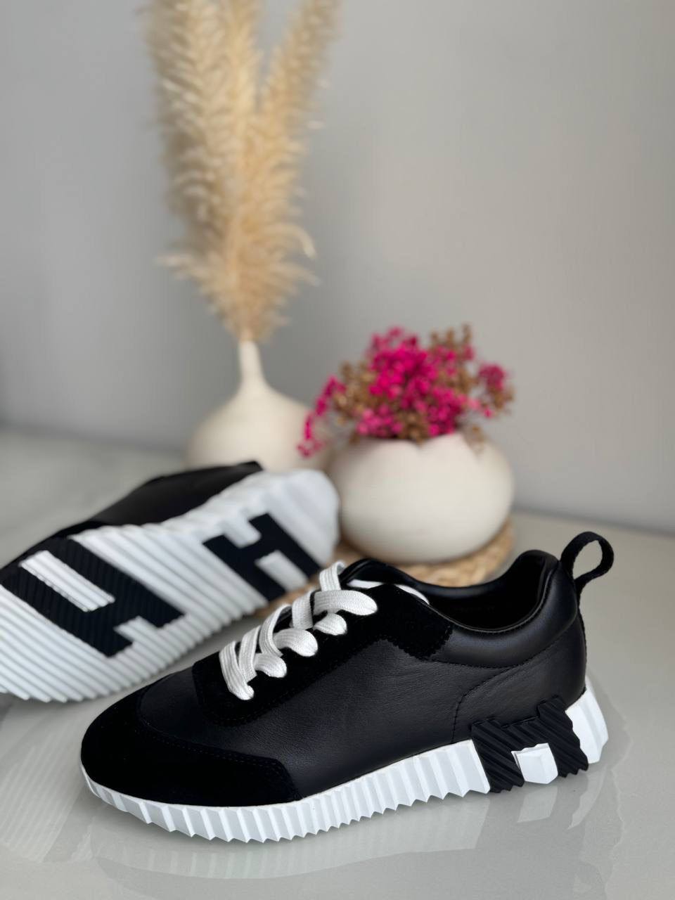 HERMES
*Vip quality*
*Size 36 to 42*
450 dhs✅

Zain113
♥️♥️♥️