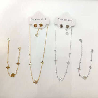 *STAINLESS STEEL SET❤️‍🔥*
Non tarnish 💯
Necklace ❤️
Bracelet 🦋
Earring 🍁

With normal boxes 📦 
And paper bag 🛍️
35 dhs💓

Zain216
♥️♥️♥️