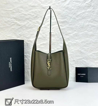 YSL 
Master
280 dhs❣️
#23cm💕💕🙋‍♂️

Zain228
♥️♥️♥️