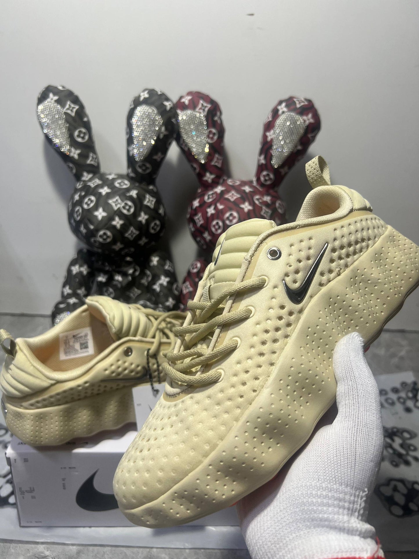 Nike Mind 002 "Light Khaki NK-060-36-45 AVAILABLE 🤩
220 dhs✅

Zain242
♥️♥️♥️