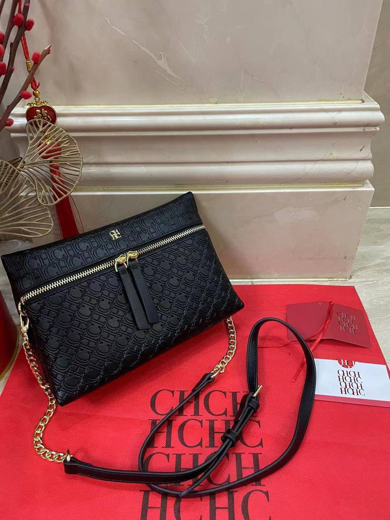 CH
80 dhs❣️
size 23cm

Zain26
♥️♥️♥️