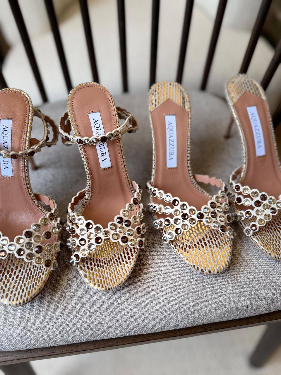 Aquazzura
𝑨𝑨𝑨 𝑸𝑼𝑨𝑳𝑰𝑻𝒀
𝑺𝑰𝒁𝑬 {35 𝒕𝒐 42}
450 dhs✅

Zain81
♥️♥️♥️