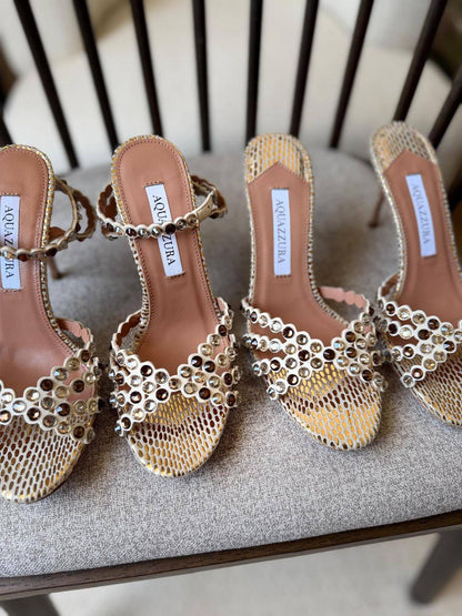 Aquazzura
𝑨𝑨𝑨 𝑸𝑼𝑨𝑳𝑰𝑻𝒀
𝑺𝑰𝒁𝑬 {35 𝒕𝒐 42}
450 dhs✅

Zain81
♥️♥️♥️