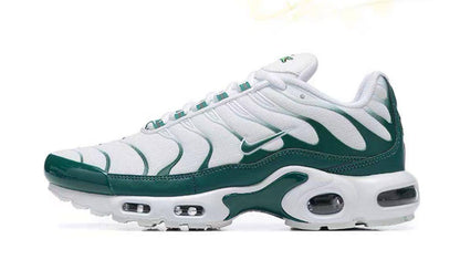 NIKE
Size 40 to 45 
120 dhs✅

Zain183
♥️♥️♥️