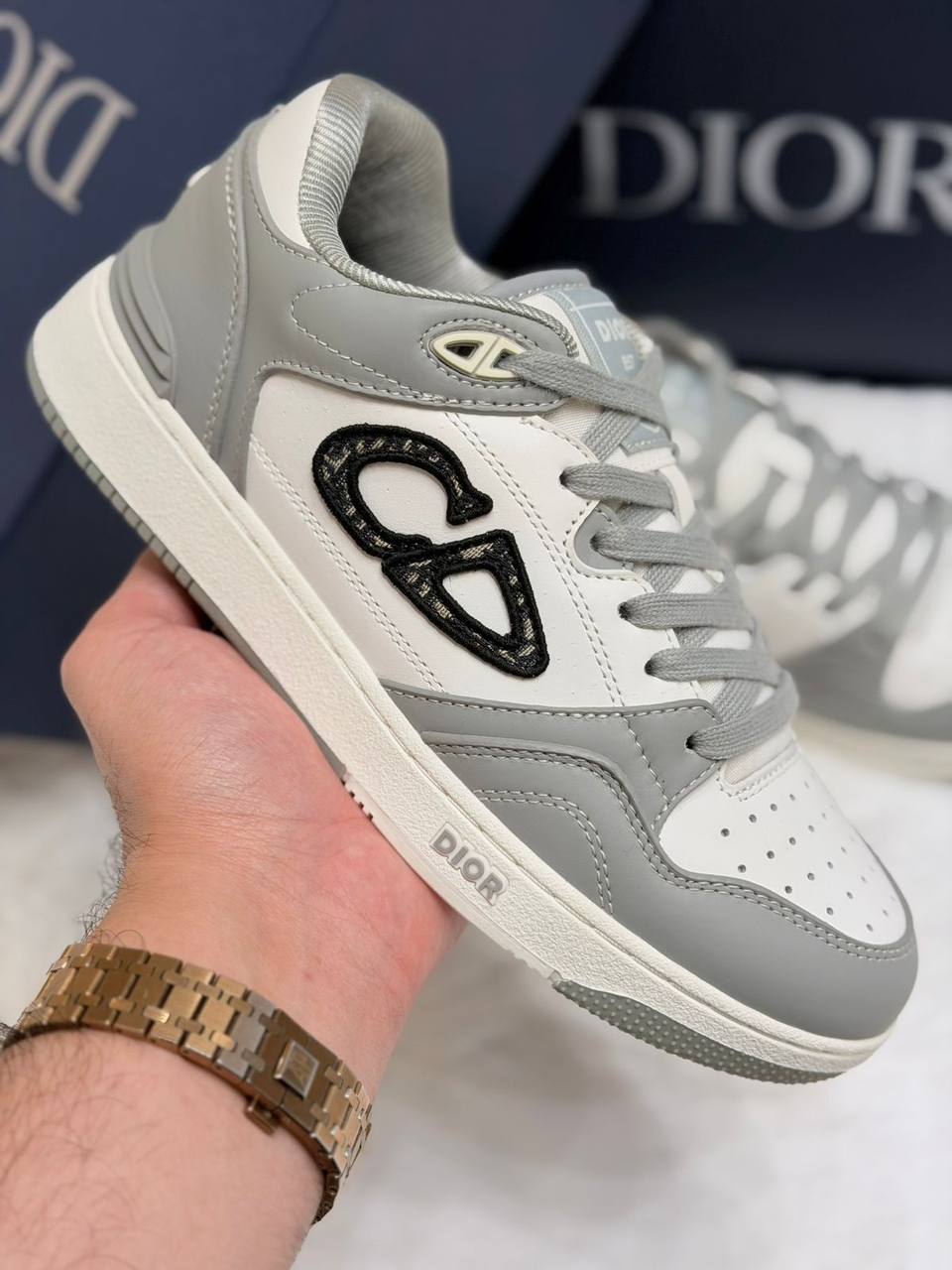 DIOR
💎 _*VIP QUALITY +A*_ 💎
Size 37 To 41

580 dhs✅

Zain292
♥️♥️♥️