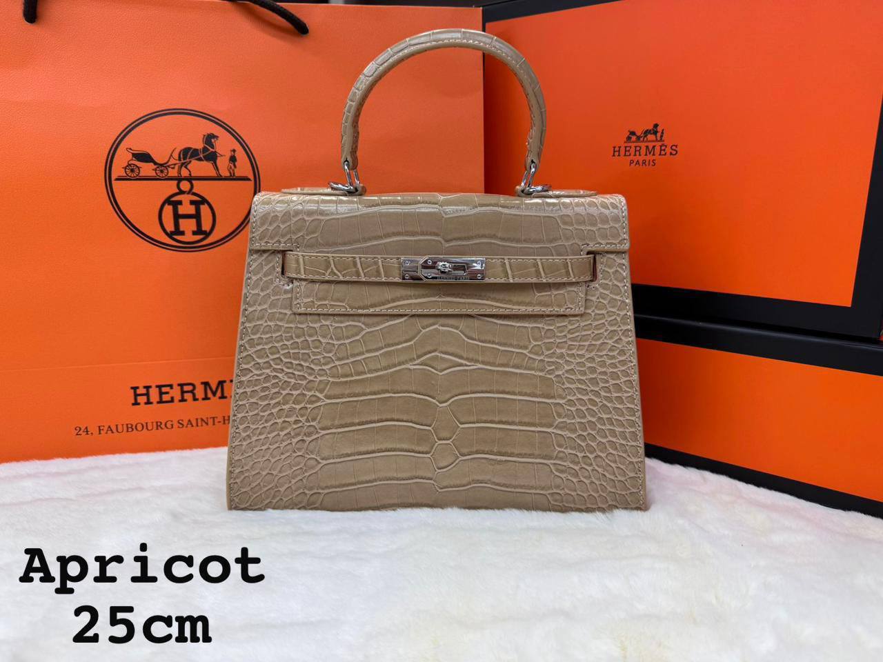 Hermes ᴋᴇʟʟʏ 
ᴡɪᴛʜout 📦 
ᴄʀᴏᴄᴏᴅɪʟᴇ ᴅᴇsɪɢɴ
sɪᴢᴇ:25ᴄᴍ
95 dhs🪙🌨️

Zain56
♥️♥️♥️