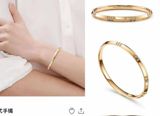 TIFFANY
Bangle’s
55 dhs🪙🌨️

Zain263
♥️♥️♥️