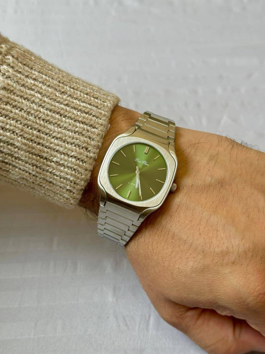 Louis Hilano watch 
for men good quality 
260 dhs❣️

Zain59
♥️♥️♥️