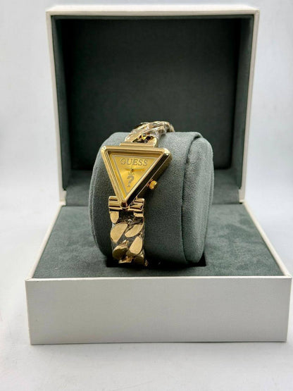 Guess ladies 
55 dhs❣️

Zain08
♥️♥️♥️