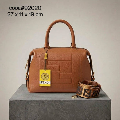 FENDI ғғ ᴄᴜʙᴇ ʙᴀɢ
ᴍᴀᴛᴛᴇ ʟᴇᴀᴛʜᴇʀ ᴍᴀᴛᴇʀɪᴀʟ
ᴄᴀɴᴠᴀs ᴍᴀᴛᴇʀɪᴀʟ
ɢᴏʟᴅ ʜᴀʀᴅᴡᴀʀᴇ
ᴡɪᴛʜ ʟᴏɴɢ sᴛʀᴀᴘ
sɪᴢᴇ : 27 cm

90 dhs✅

Zain31
♥️♥️♥️