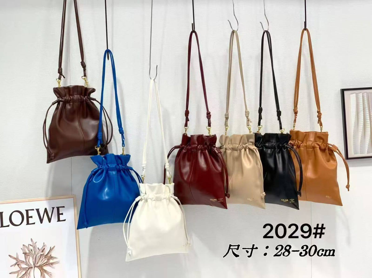 CELINE
85 dhs🇦🇪🇦🇪

nobox
Zain235
♥️♥️♥️