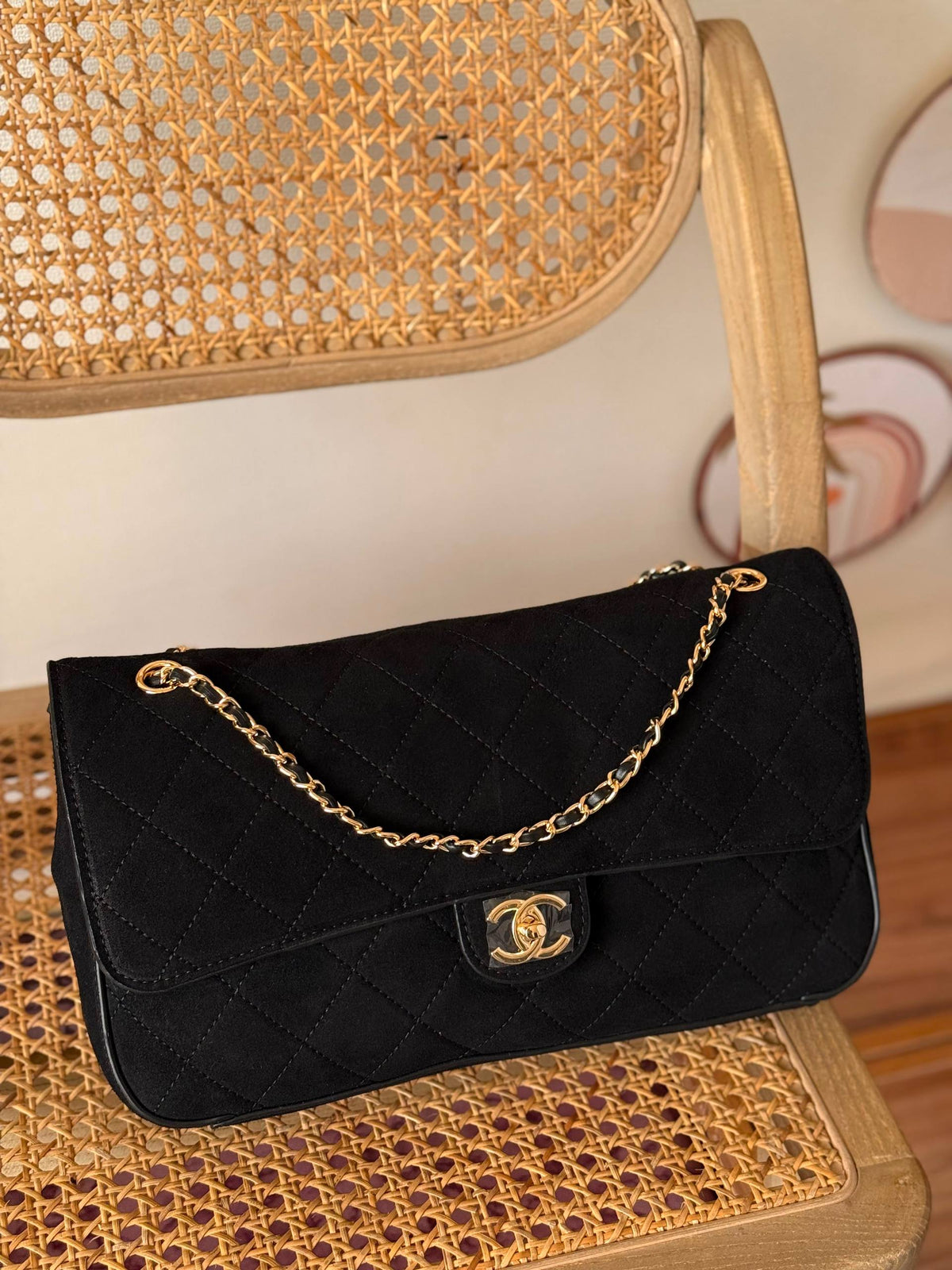 CHANEL

33cm
440 dhs🇦🇪🇦🇪

*MASTER QUALITY*
With box🎁

Zain167
♥️♥️♥️