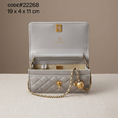 Chanel  ᴡᴀʟʟᴇᴛ ᴏɴ ᴄʜᴀɪɴ
ǫᴜɪʟᴛᴇᴅ ᴄᴀʟғsᴋɪɴ ʟᴇᴀᴛʜᴇʀ
ᴡɪᴛʜ ᴘʀᴇss ʙᴀʟʟ ᴀᴅᴊᴜsᴛᴀʙʟᴇ
ɢᴏʟᴅ ᴄʜᴀɪɴ ʟᴏɴɢ sᴛʀᴀᴘ
sɪᴢᴇ : 19 cm
ᴡɪᴛʜ BOX
🎁🎁🎁

90 dhs✅

Zain31
♥️♥️♥️