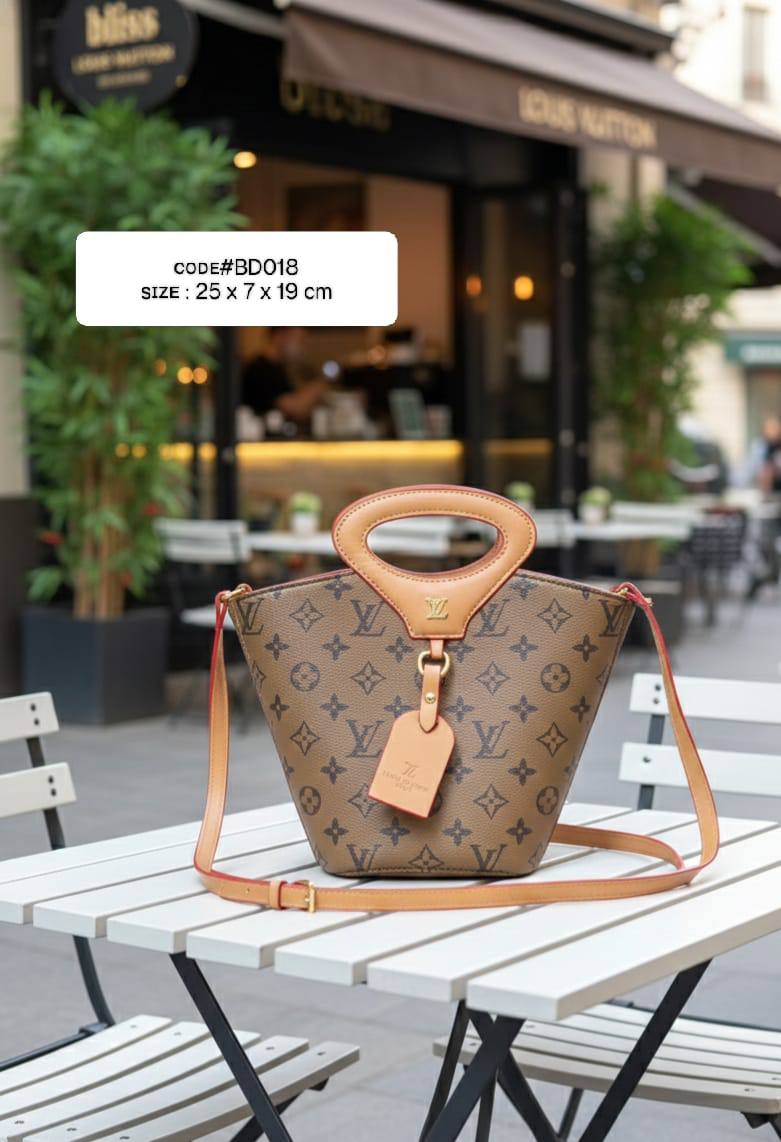 LV
ʀɪᴠᴀɢᴇ BB ʙᴀɢ
ᴡɪᴛʜ ʟᴏɴɢ ʙᴇʟᴛ sᴛʀᴀᴘ
sɪᴢᴇ : 25 cm

70 dhs🪙🌺

Zain31
♥️♥️