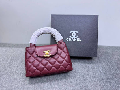Chanel

with box
🎁🎁🎁

95 dhs🪙🖤

Zain114
♥️♥️♥️