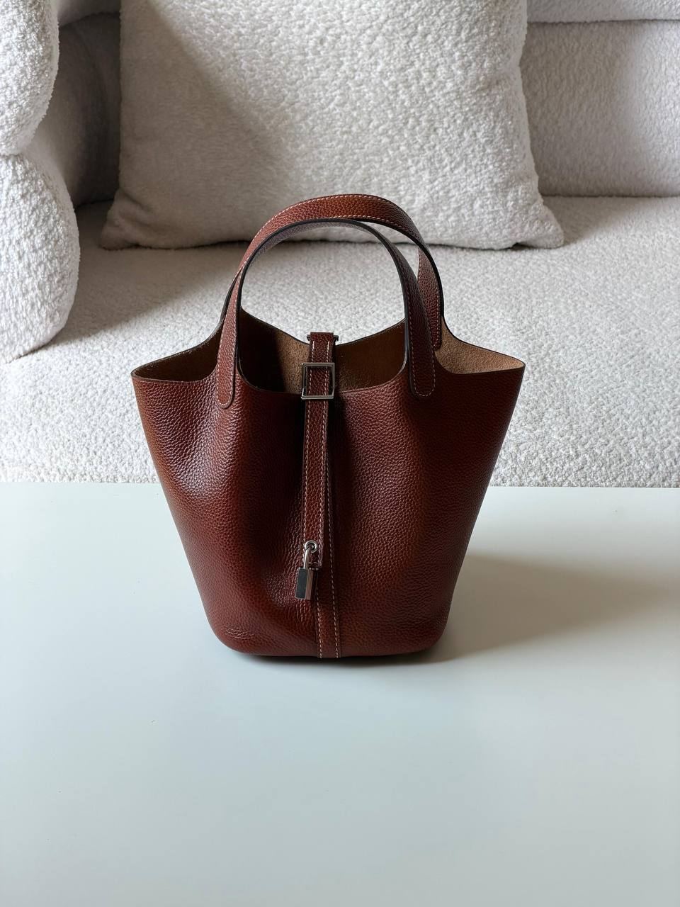 Hermes
picotin 18cm💥Master quality ✅

with box📦

340 dhs✅

Zain52
♥️♥️♥️