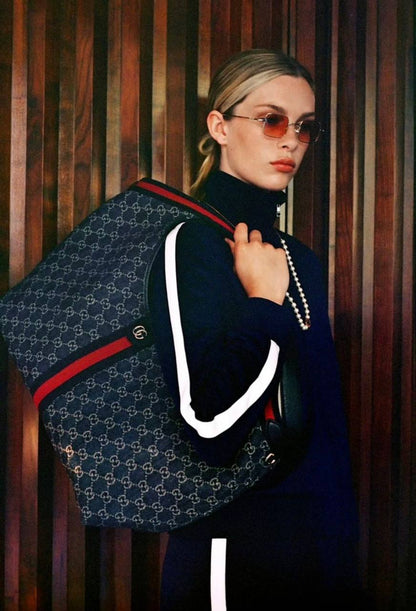 Gucci
105 dhs💓
size：big
Good quality

Zain35
♥️♥️♥️