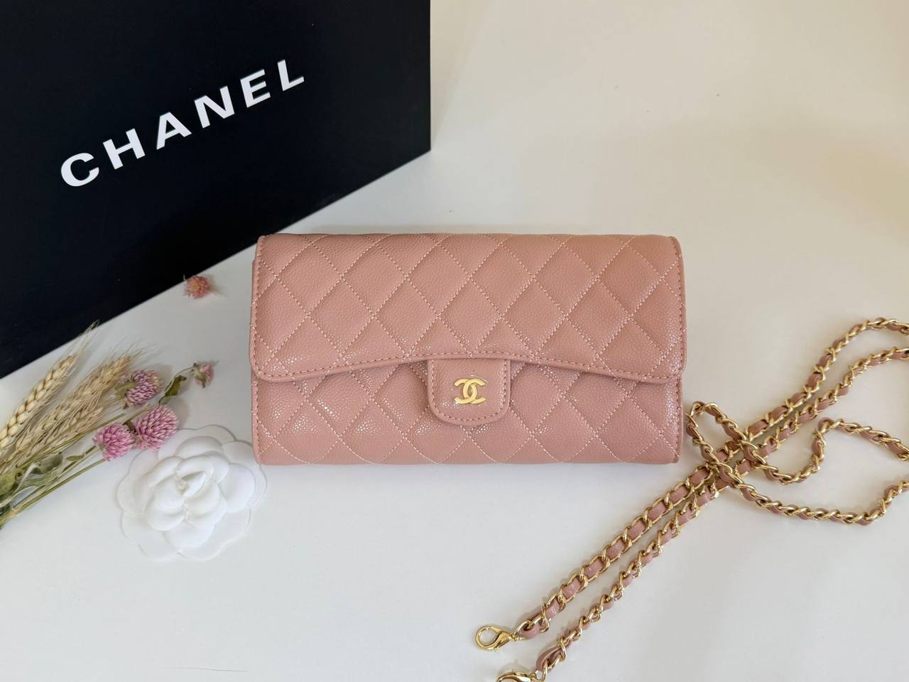Chanel
Master
190 dhs✅

Zain134
♥️♥️♥️