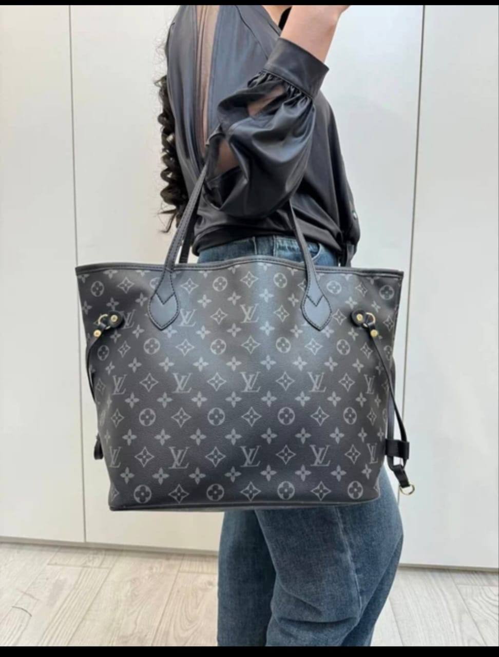 LV
withbox 
🎁🎁🎁

95 dhs🪙🌨️

Zain143
♥️♥️♥️