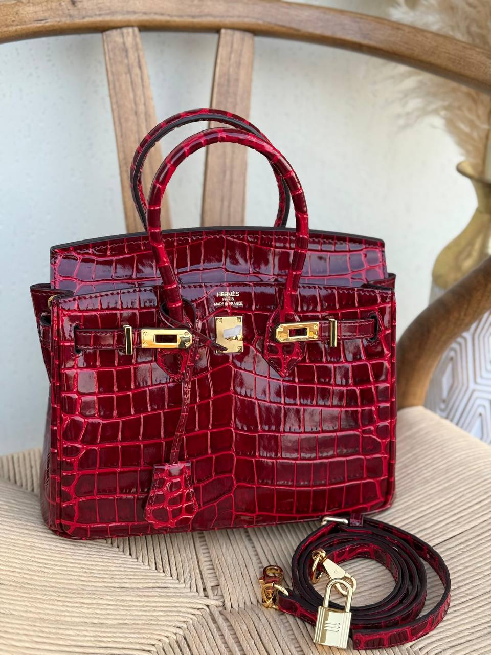 HERMES
25cm
380 dhs✅
Top quality 
With box🎁

Zain167
♥️♥️♥️