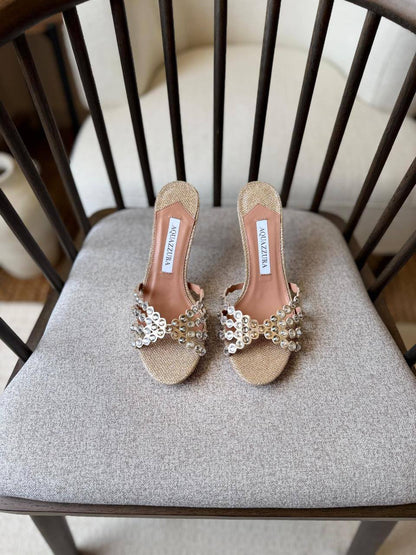 Aquazzura
𝑨𝑨𝑨 𝑸𝑼𝑨𝑳𝑰𝑻𝒀
𝑺𝑰𝒁𝑬 {35 𝒕𝒐 42}
450 dhs✅

Zain81
♥️♥️♥️