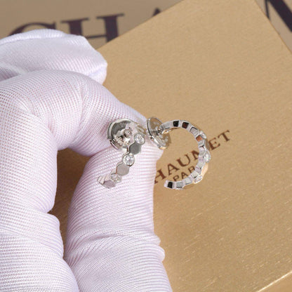 CHAUMET
Earing
Master💕

45 dhs🪙💕
With black box 📦

Zain263
♥️♥️♥️