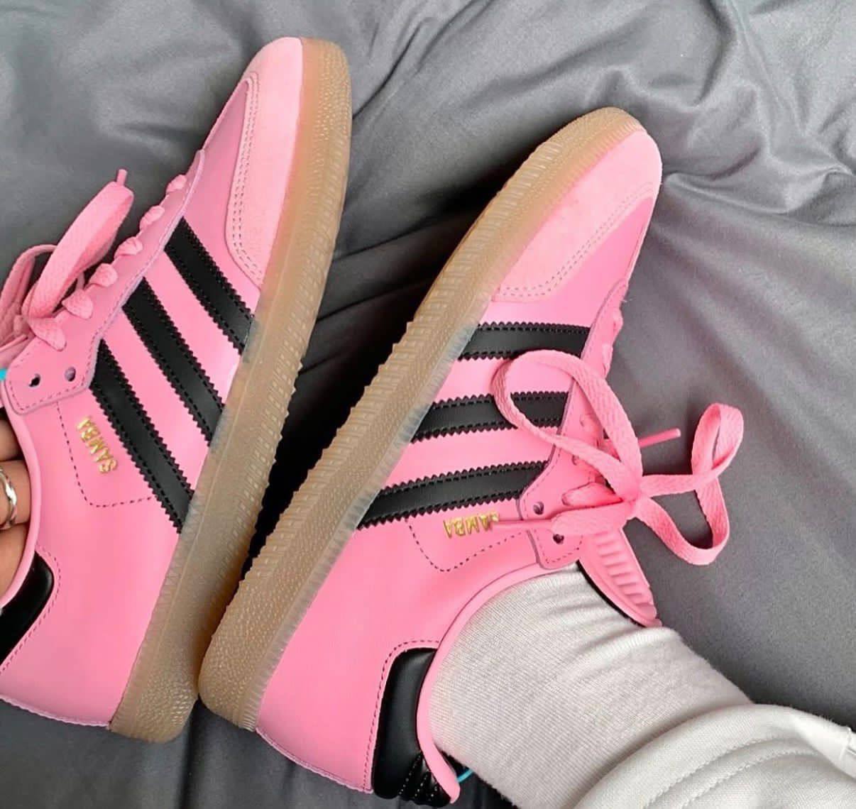 Adidas samba inter, 
Size 36 to 45,
180 dhs🪙💚

Zain196
♥️♥️♥️