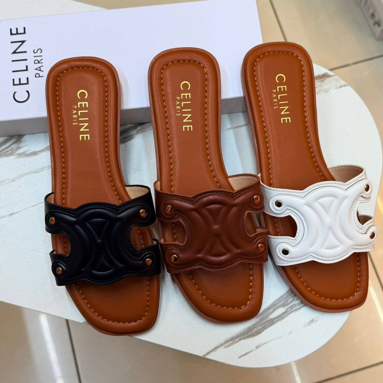 Celine 
Size 36 to 41
70 dhs✅

Zain236
♥️♥️♥️