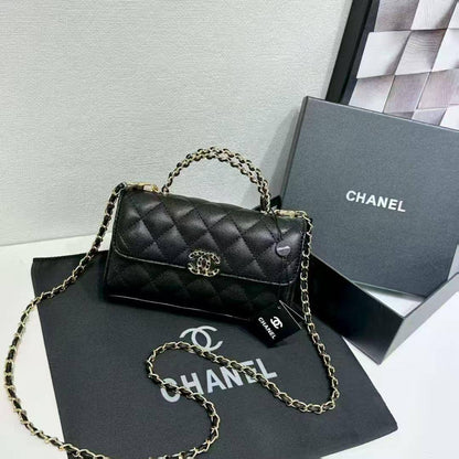 Chanel
95 dhs🇦🇪🇦🇪

with box
19cm

Zain26
♥️♥️♥️