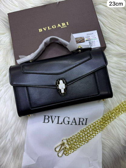 🌟 Bulgari Forever 
1️⃣ First quality +🎁
Size : 23 * 14 cm

90 dhs🇦🇪🇦🇪🇦🇪

with box🎁

Zain115
♥️♥️♥️