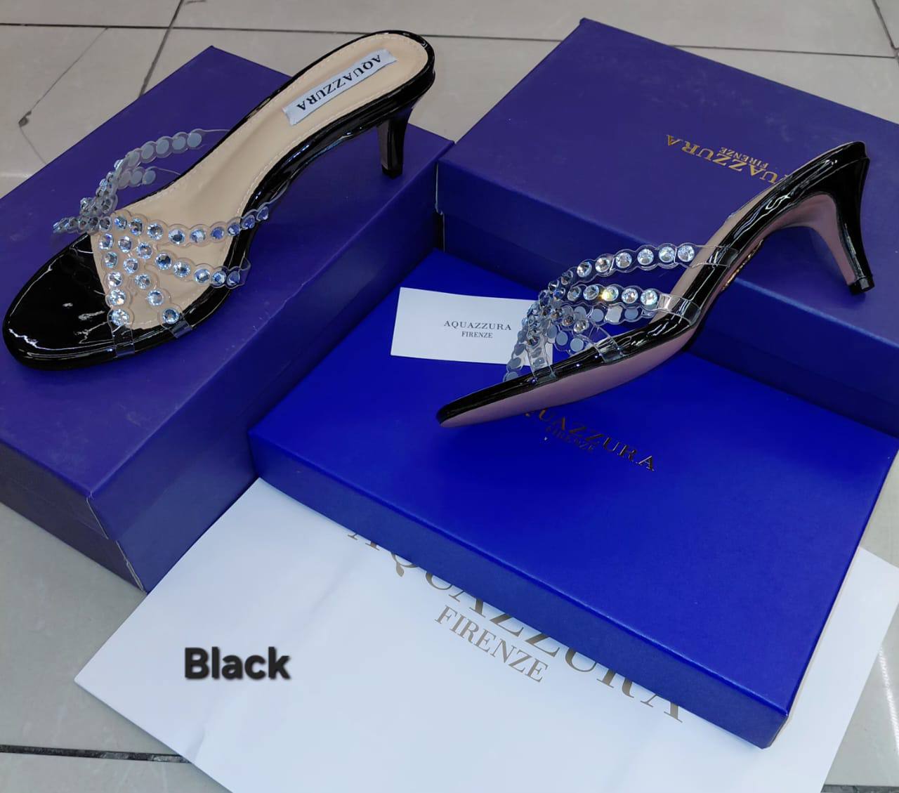Aquazzura 
High Heel
Good Quality,
Size 36 To 41
120 dhs🇦🇪🇦🇪

Zain120
♥️♥️♥️