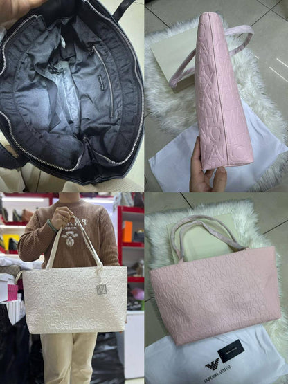 ❤️ Emporio Armani Tote
1⃣️ First quality
Size: 40 * 29 cm
90 dhs🇦🇪🇦🇪

Zain115
♥️♥️♥️