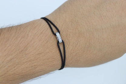 Feather Bracelet

60 dhs🇦🇪🇦🇪

With Box And paper bag
Zain33
♥️♥️♥️