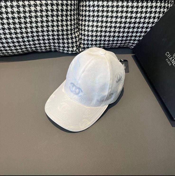 Cap 
Super Master
130 dhs🪙💕

Zain33
♥️♥️♥️