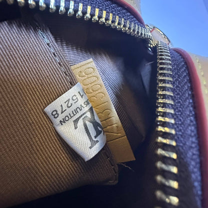 LV

SPEEDY COPY
 ONE SMALL SIZE 

WITH DOUBLE BOX 
125 dhs🇦🇪🇦🇪

Size: 20cm

Zain39
Zain17
Zain295
♥️♥️♥️